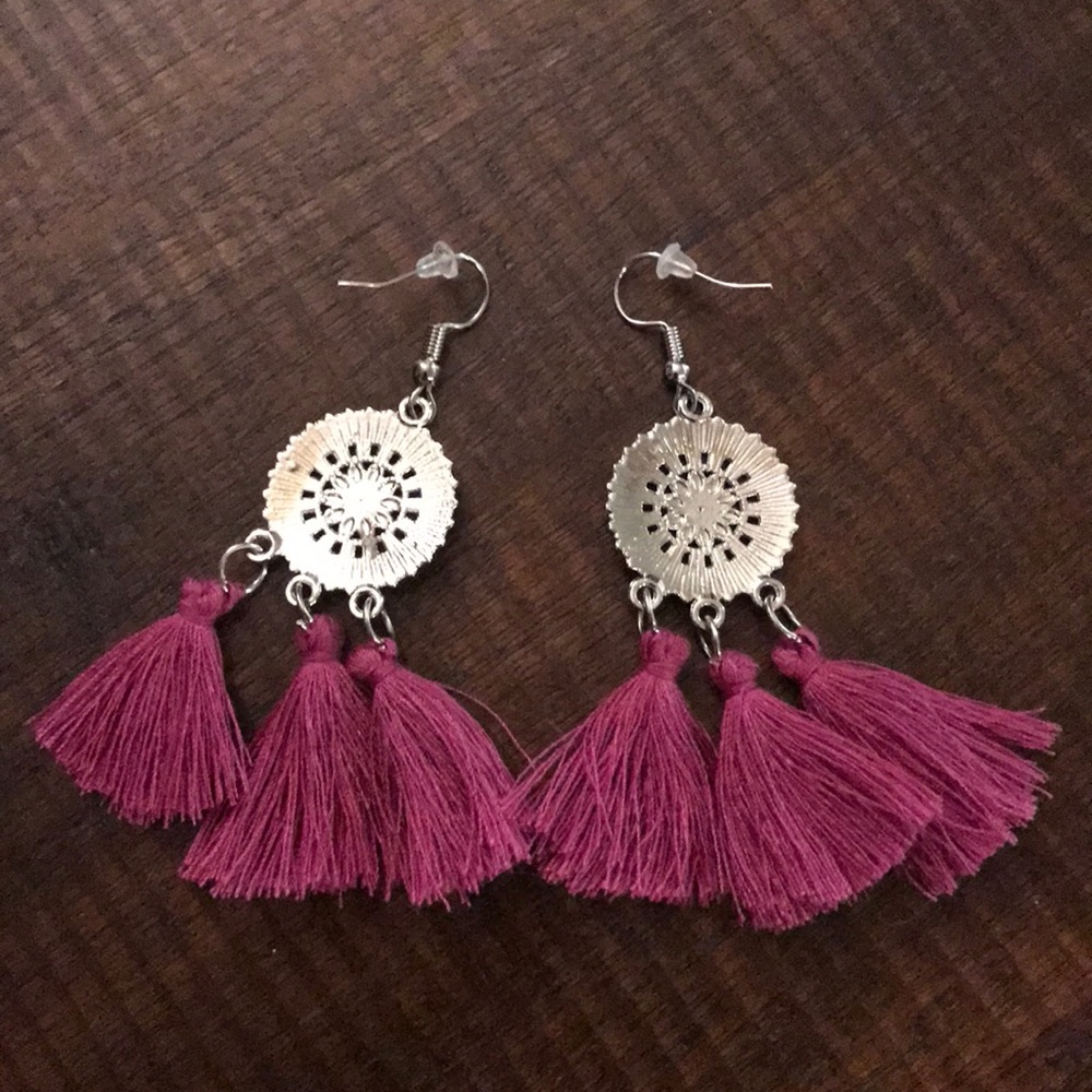 NEW! Boho Tassel Earrings - Picture 2 of 6